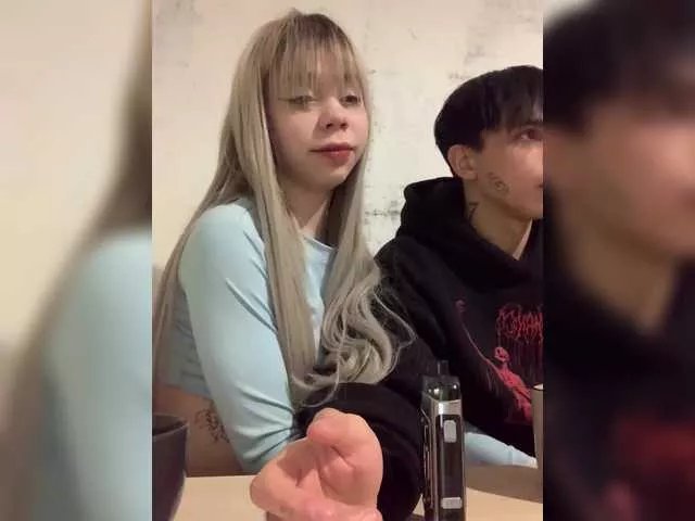 Offline Whiskasks on BongaCams