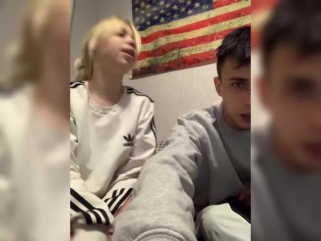 Offline Whiskasks on BongaCams