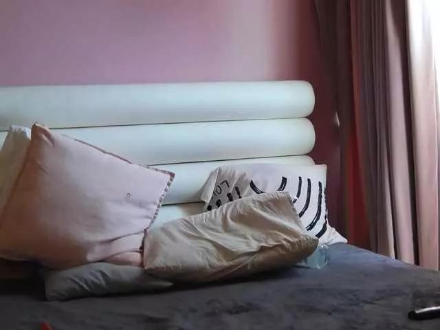 Offline YasminStorm on BongaCams