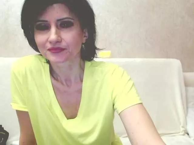 Freechat yes-bosss on BongaCams