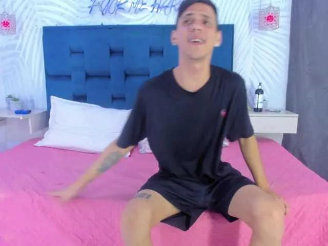 Offline Youngs-Wild on BongaCams