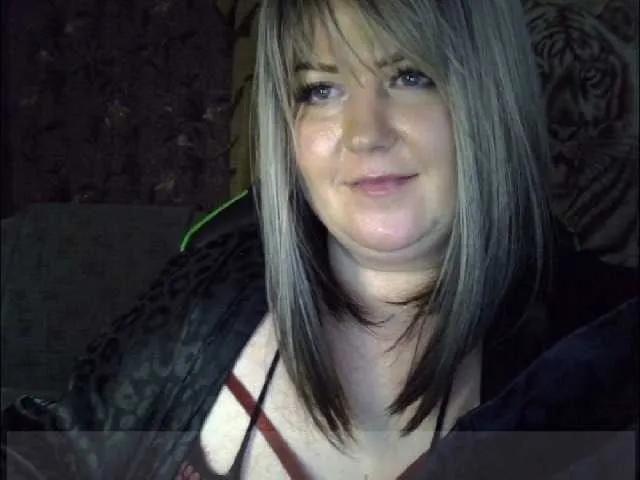 Offline Yuliia on BongaCams