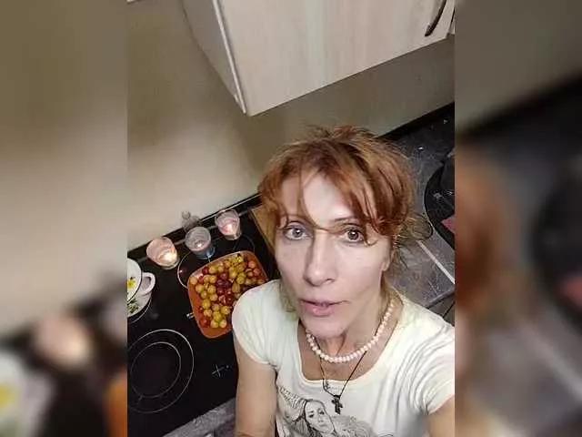 Offline Yuliya77 on BongaCams