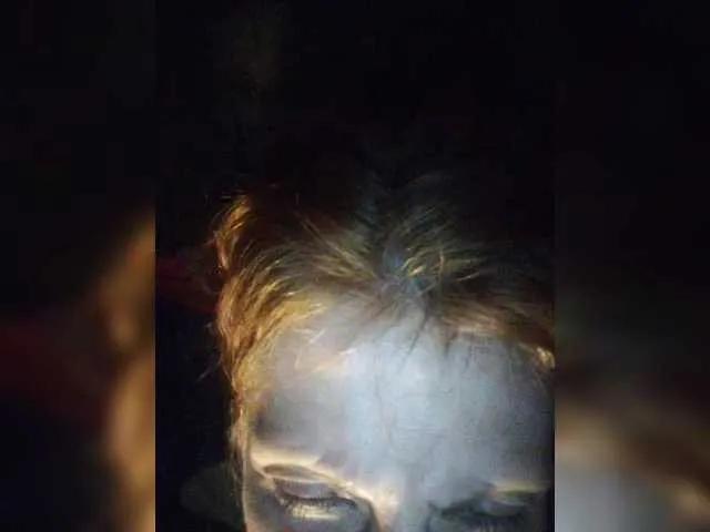 Offline Yuliya77 on BongaCams