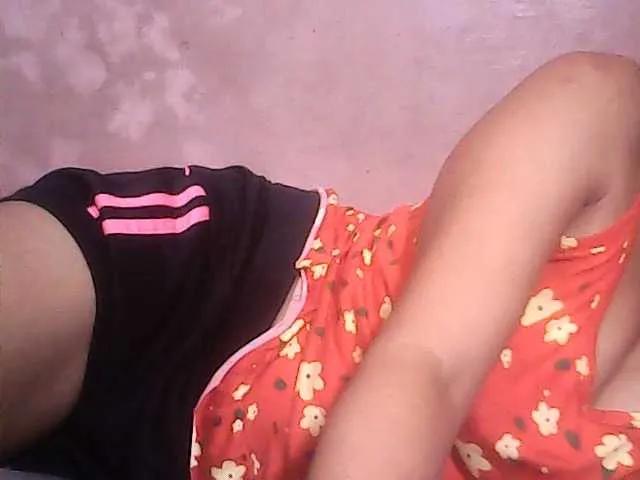 Yummyasian22 on BongaCams 