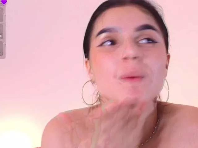 Offline ZoeMonroe on BongaCams