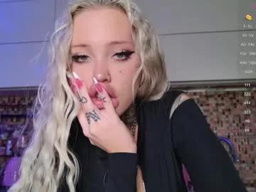 Chaturbate 2badforyou is Freechat 2badforyou — Im Verona, i love to suck cock lol ,,,,, HAND BRA! lets see my rould tits shw! Lush, Domi & Nora on! Roll the Dice 61 tks #lush #bigboobs #domi #daddy #lo