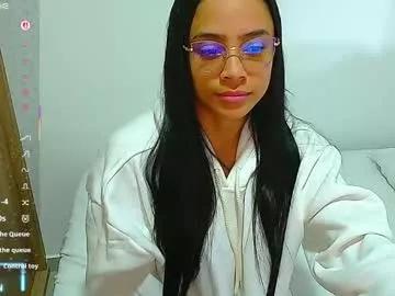 Freechat 7lu7_ on Chaturbate