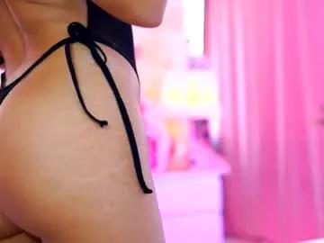 Freechat _arielle on Chaturbate