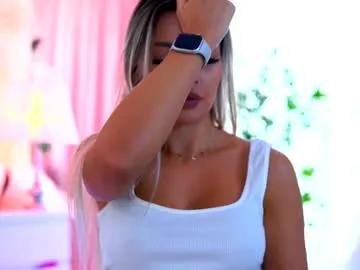 Freechat _arielle on Chaturbate