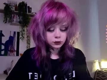 Freechat _lollyshy_ on Chaturbate
