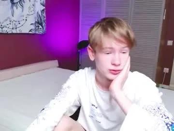 Freechat a_s_m_ on Chaturbate