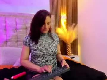 Freechat ada_mclaine2 on Chaturbate