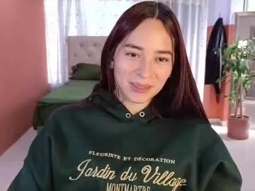 Freechat alaia_skater on Chaturbate