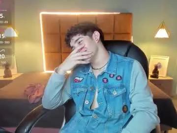 alejootwink — Let's have fun and make me explode with vibrations  #bigcock #twink #new #lovense #feet [777 tokens remaining]