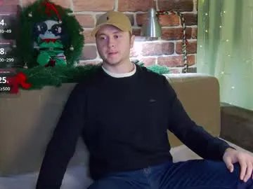 alex_onelove — #gay #feet #tall #funny #lovense big guy is here ;)