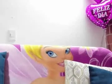 Freechat alexa_latina on Chaturbate