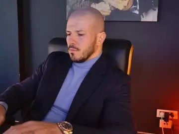 Freechat angeloeric on Chaturbate