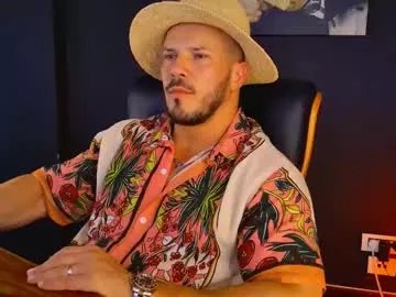 Freechat angeloeric on Chaturbate