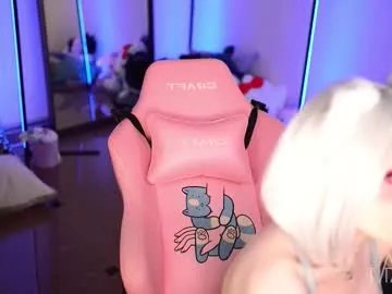 Freechat annie_may_may on Chaturbate