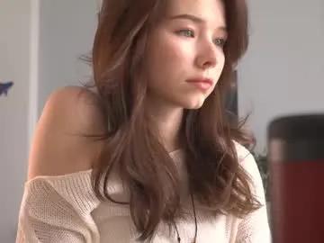 Freechat anntics_ on Chaturbate