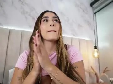 Freechat annyy_rosse on Chaturbate