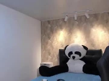 Freechat april_dumont on Chaturbate