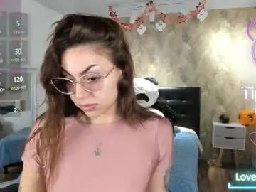 Freechat april_dumont on Chaturbate