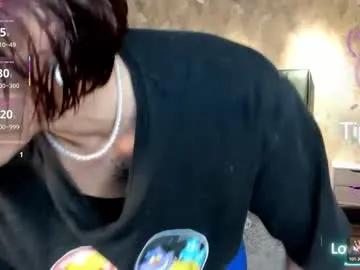 april_dumont's avatar