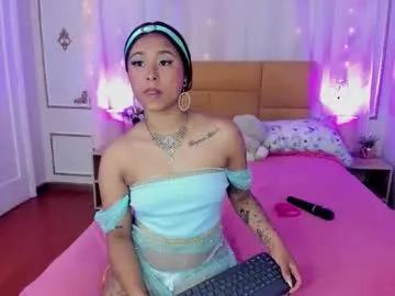 Freechat auroramontclair on Chaturbate