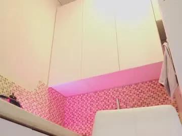 Freechat aveksmr on Chaturbate