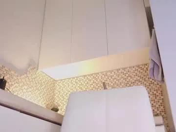 Freechat aveksmr on Chaturbate