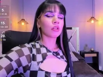 bell_marinny on Chaturbate