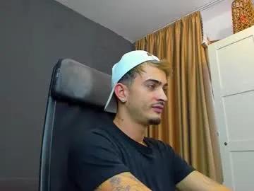 Freechat brandontatex on Chaturbate