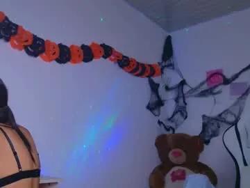 Private brunetteadams001 on Chaturbate