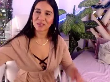 Freechat camille_halls on Chaturbate