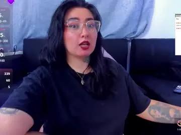 curvybaddie's avatar