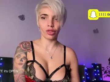 Freechat daddyspixxie on Chaturbate