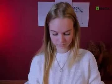 dakota_night_ — GOAL: show funny face [90 tokens remaining] Welcome to my room! #18 #blonde #nonude #pvt #skinny