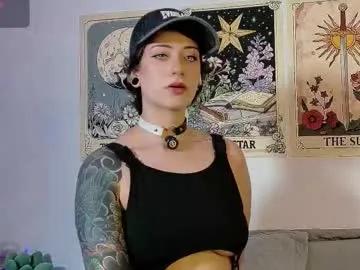 Freechat dan_universe on Chaturbate