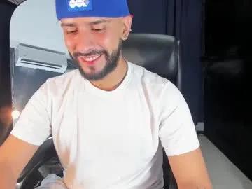 Freechat dcollins_ on Chaturbate