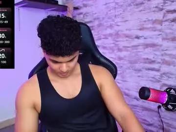 edward__clarck — GOAL: REMOVE MY SHIRT AND BOUNCE MY PECS [68 tokens remaining] Enjoy #MUSCLEBOY #ASS #OIL #CUM #LOVENSE