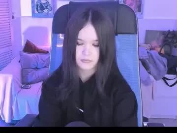 Group elainebeness on Chaturbate