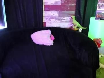 Freechat elle4you on Chaturbate