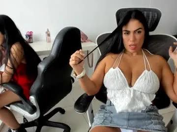 Freechat emillybrowm on Chaturbate