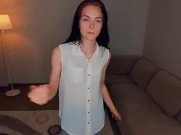 Freechat emmalaflame on Chaturbate