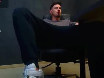 Freechat enzorace on Chaturbate