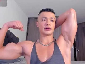Freechat esteban_stud97 on Chaturbate