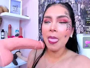 Freechat evelinn_belen on Chaturbate