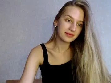 Freechat femkedejager on Chaturbate